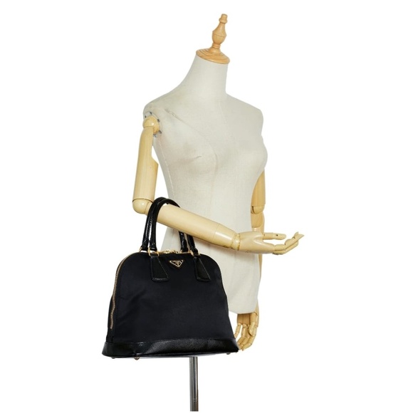 Authentic Prada Nylon and Saffiano Patent Leather Promenade Bag Black - Picture 3 of 13